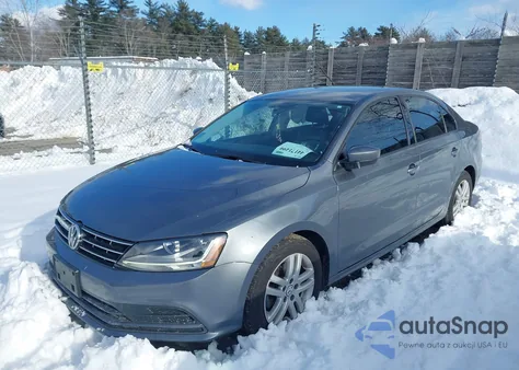 2018 Volkswagen Jetta 1.4T S z USA, uszkodzony, nr VIN 3VW2B7AJXJM214864